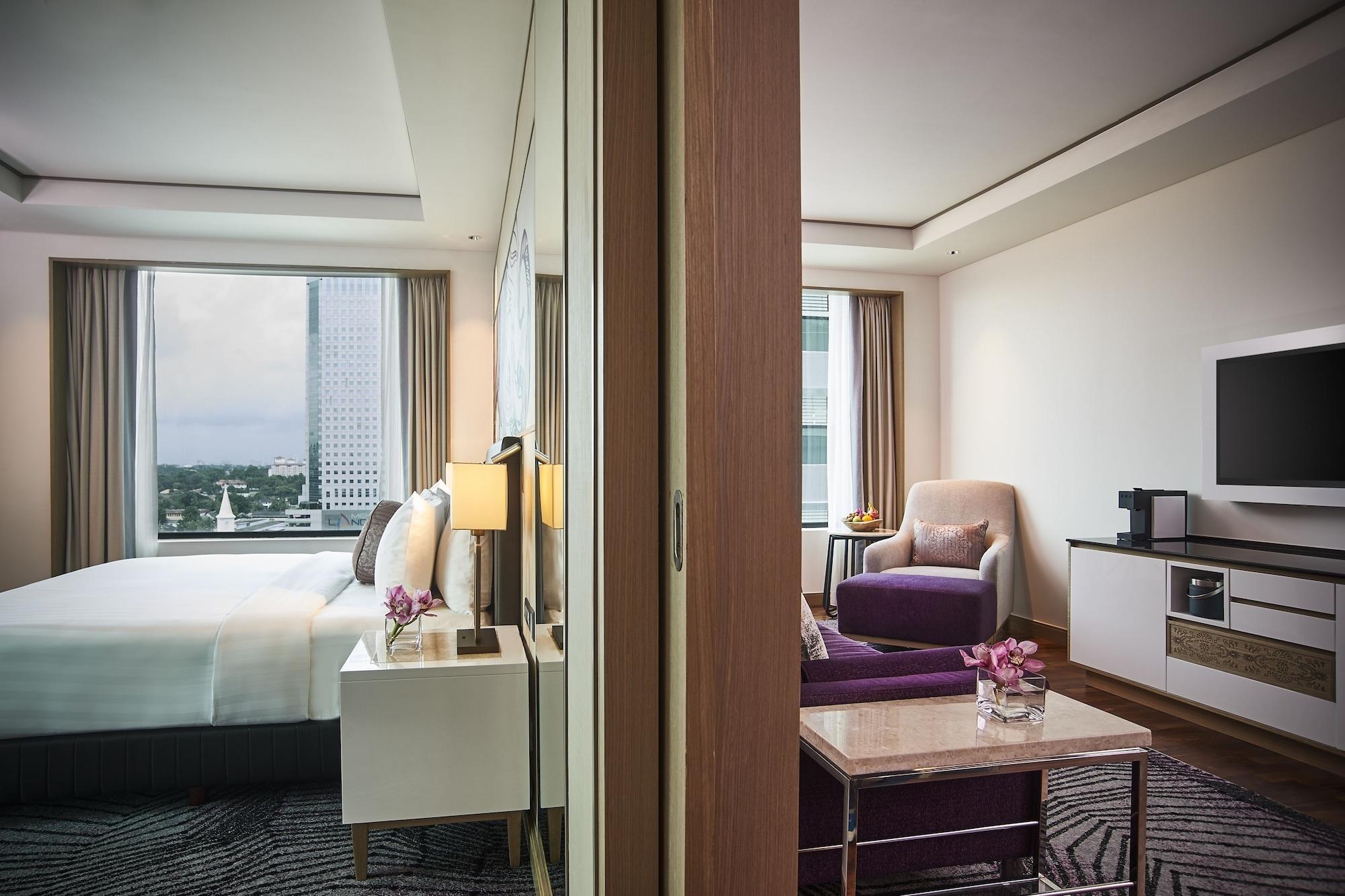 Amari Johor Bahru Hotel Buitenkant foto Deluxe Room